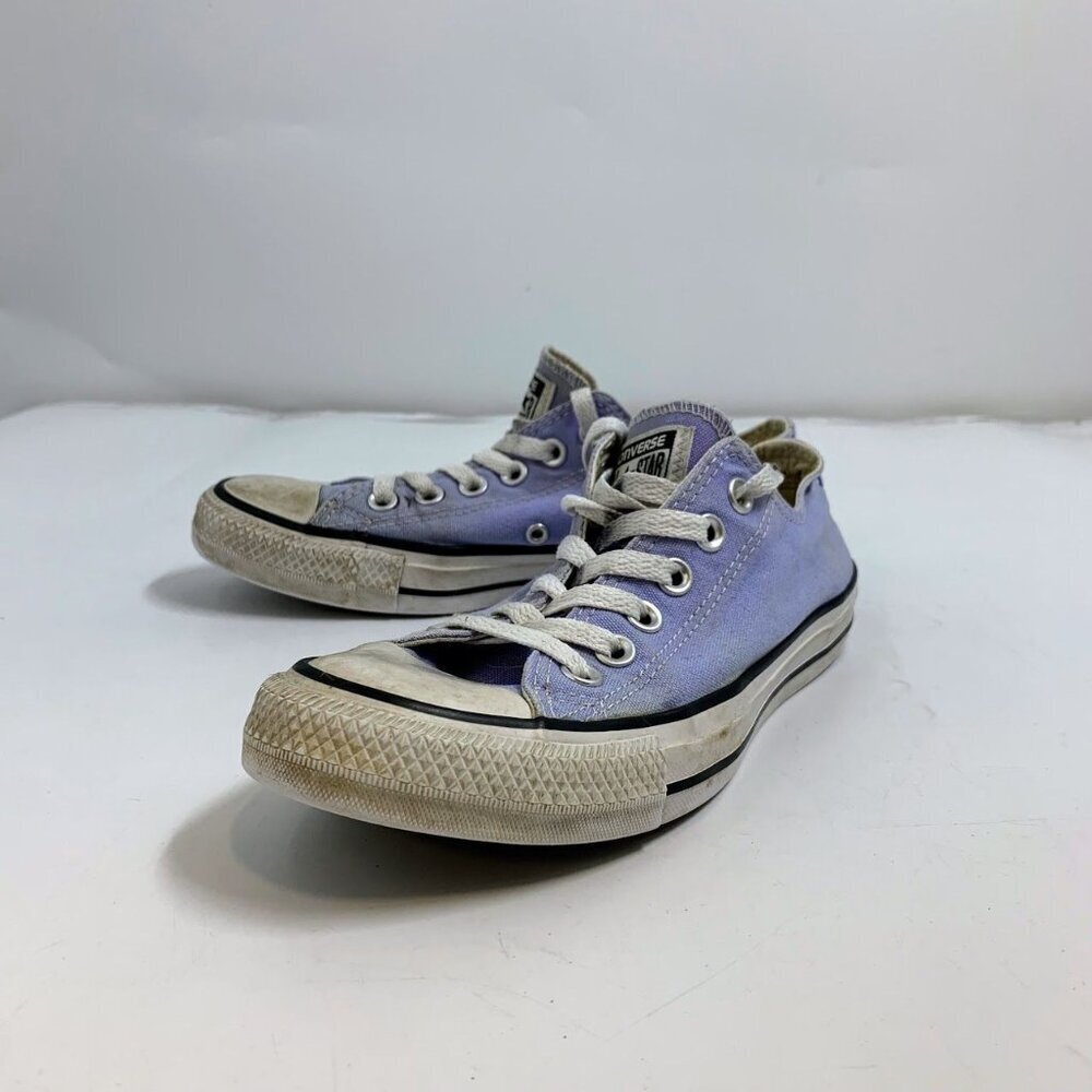 Converse Adult Chuck Taylor All Star Classic Unisex Lace Sneakers Size W6.5/M4.5